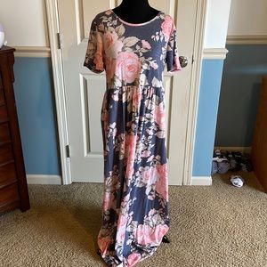 Like new - size large Heimish U.S.A - super soft long dress.  SO COMFY!!
